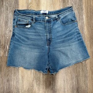 Denizen from Levi's Classic Blue Jean Shorts